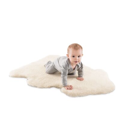 ozmade-bABY-RUG- australian infant care lambskin